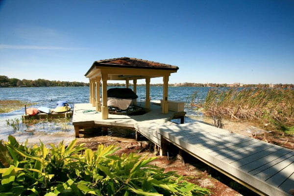 Lakefront Home Longwood